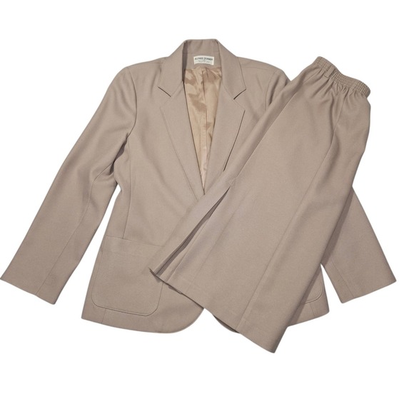 Alfred Dunner Dresses & Skirts - VTG Alfred Dunner 90s Blazer & Skirt Suit Set Tan Beige Sz 12/16